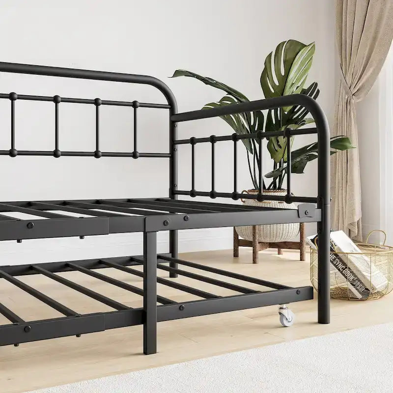 Letto da giorno in metallo per letto singolo con letto estraibile e robuste doghe in acciaio per la camera da letto