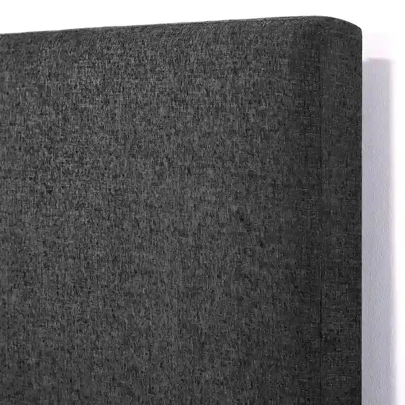 Letto a piattaforma con pannelli imbottiti alti in grigio scuro